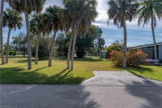 165 Riverwood RD, Naples, FL 34114