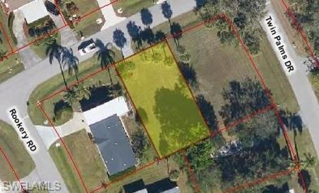 165 Riverwood RD, NAPLES, FL 34114 — photo 2