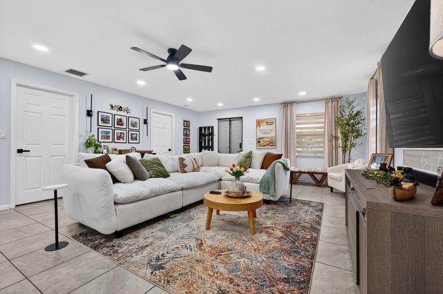 900 SW 12th Street, Belle Glade, FL 33430