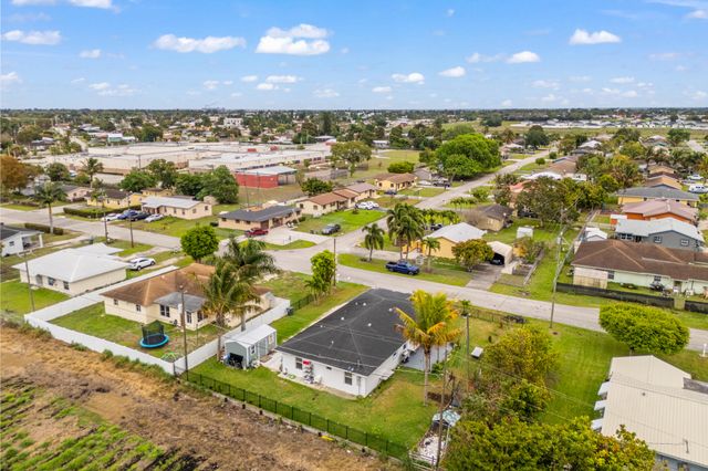 900 SW 12th Street, Belle Glade, FL 33430