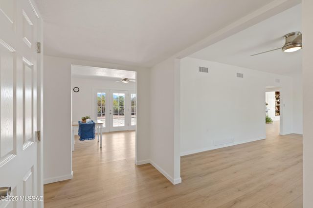 4760 N Paseo De Los Rancheros, Tucson, AZ 85745