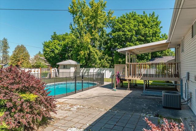 6505 N Elizabeth St, Spokane, WA 99208