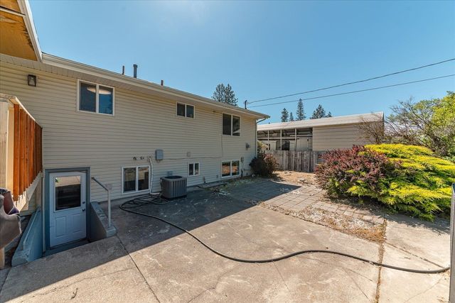 6505 N Elizabeth St, Spokane, WA 99208