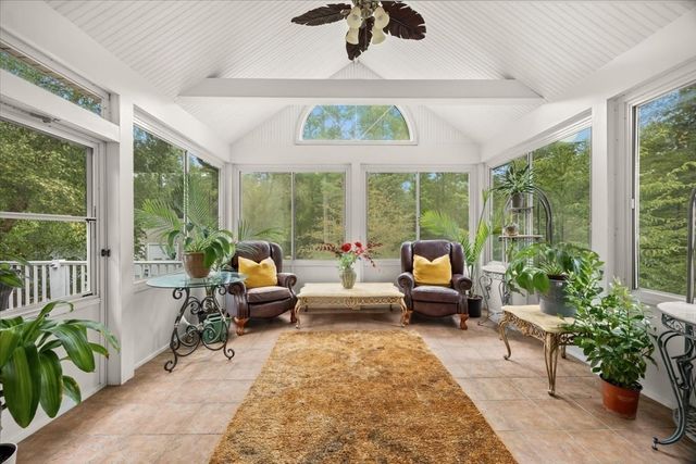 10 Anderson Way, Lakeville, MA 02347