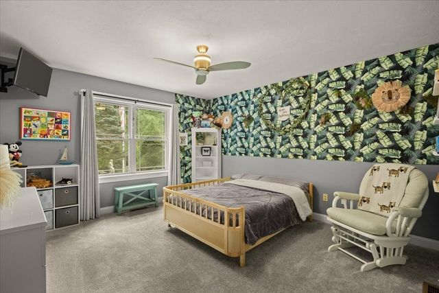 10 Anderson Way, Lakeville, MA 02347