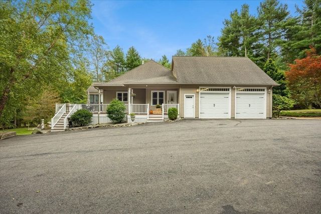 10 Anderson Way, Lakeville, MA 02347