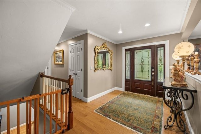 10 Anderson Way, Lakeville, MA 02347