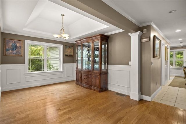10 Anderson Way, Lakeville, MA 02347