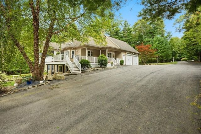 10 Anderson Way, Lakeville, MA 02347