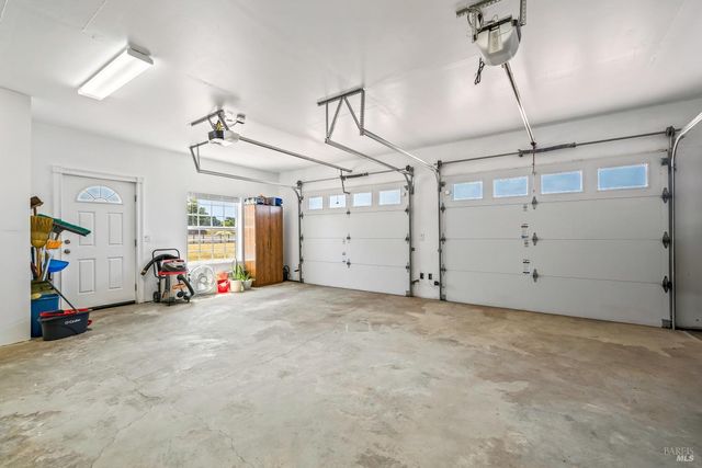 19351 Del Mar Dr, Fort Bragg, CA 95437