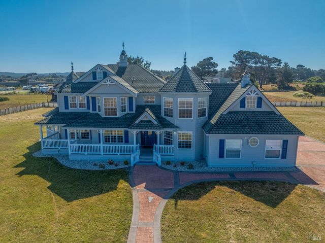 19351 Del Mar Dr, Fort Bragg, CA 95437