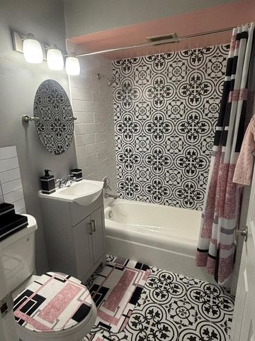 7234 W North Avenue 1005, Elmwood Park, IL 60707