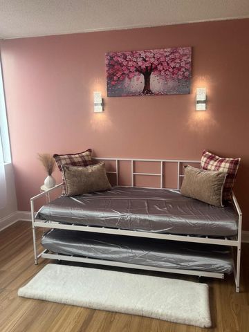 7234 W North Avenue 1005, Elmwood Park, IL 60707