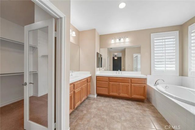 15590 Syracuse Lane, Fontana, CA 92336
