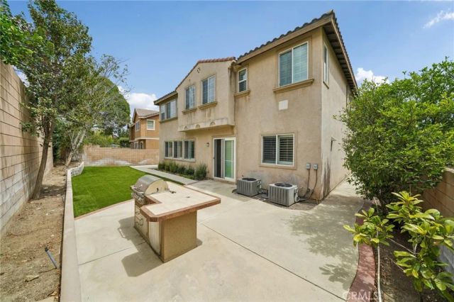 15590 Syracuse Lane, Fontana, CA 92336