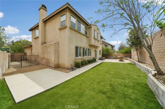 15590 Syracuse Lane, Fontana, CA 92336