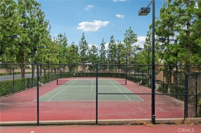 15590 Syracuse Lane, Fontana, CA 92336