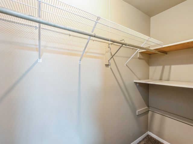 237 W 12th Street S, Newton, IA 50208