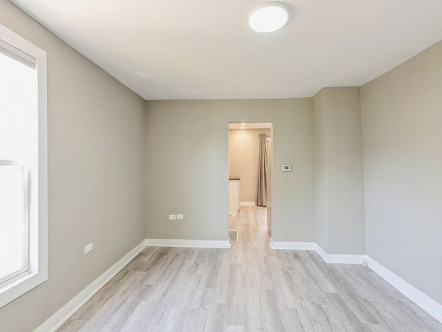 237 W 12th Street S, Newton, IA 50208