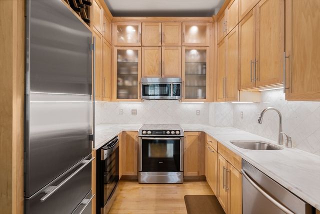 395 Marlborough St 3, Boston, MA 02115