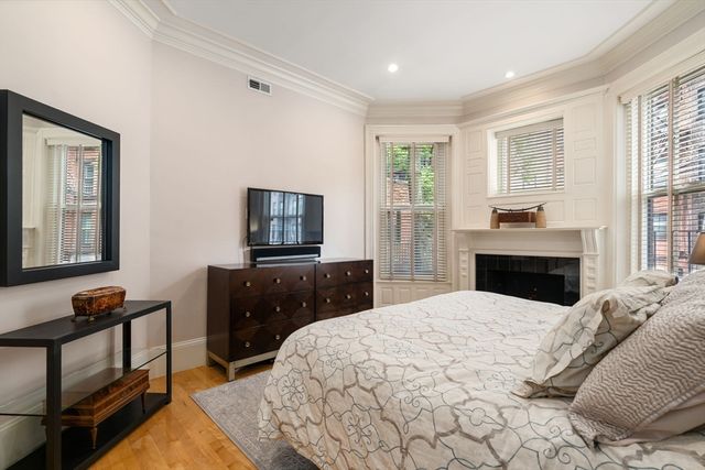 395 Marlborough St 3, Boston, MA 02115