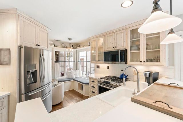 6828 Caminito Sueno, Carlsbad, CA 92009