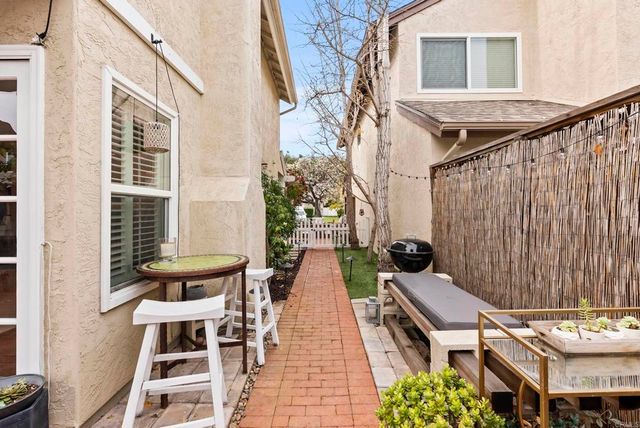 6828 Caminito Sueno, Carlsbad, CA 92009