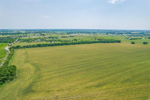 9999 County Road 1121, Farmersville, TX 75442