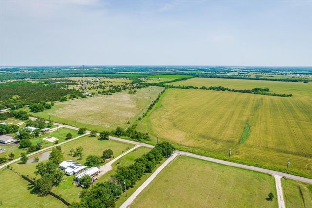 9999 County Road 1121, Farmersville, TX 75442