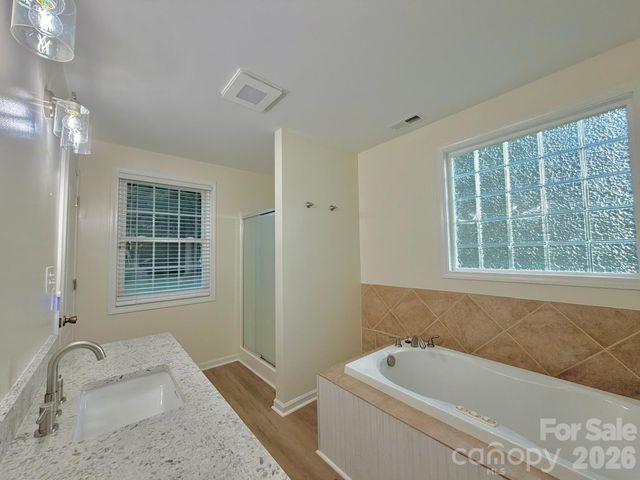 917 W Pine Street, Blacksburg, SC 29702