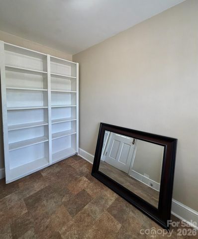 917 W Pine Street, Blacksburg, SC 29702
