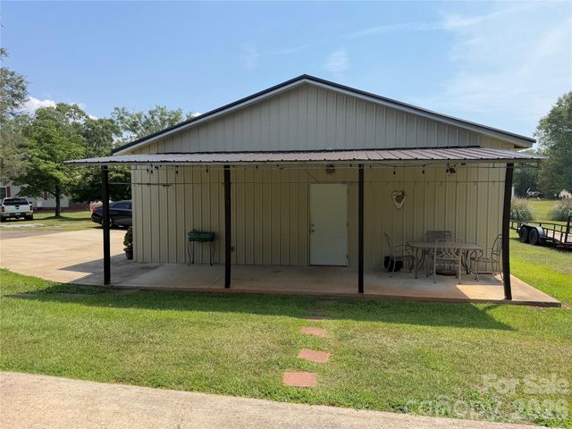 917 W Pine Street, Blacksburg, SC 29702