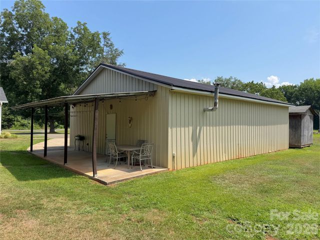 917 W Pine Street, Blacksburg, SC 29702