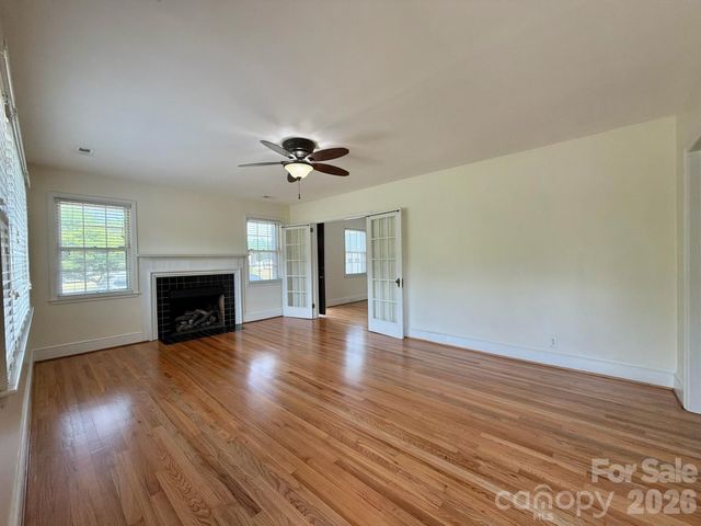917 W Pine Street, Blacksburg, SC 29702