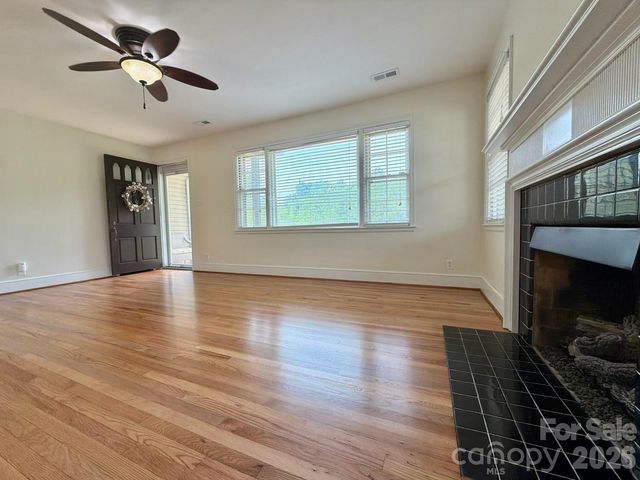 917 W Pine Street, Blacksburg, SC 29702