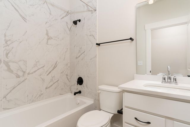 2145 Ridgeline Drive, Hebron, KY 41048