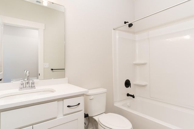 2145 Ridgeline Drive, Hebron, KY 41048