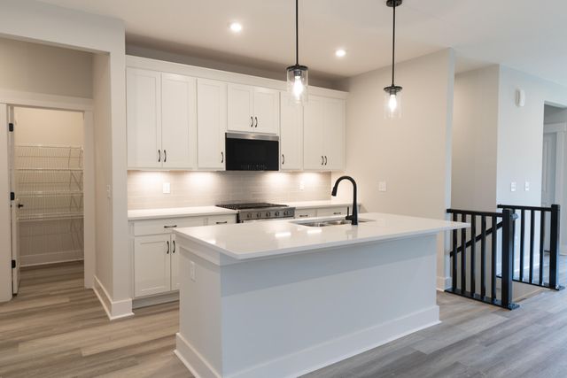 2145 Ridgeline Drive, Hebron, KY 41048