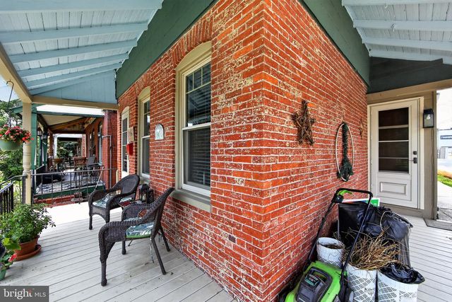 241 WASHINGTON AVE, Downingtown, PA 19335