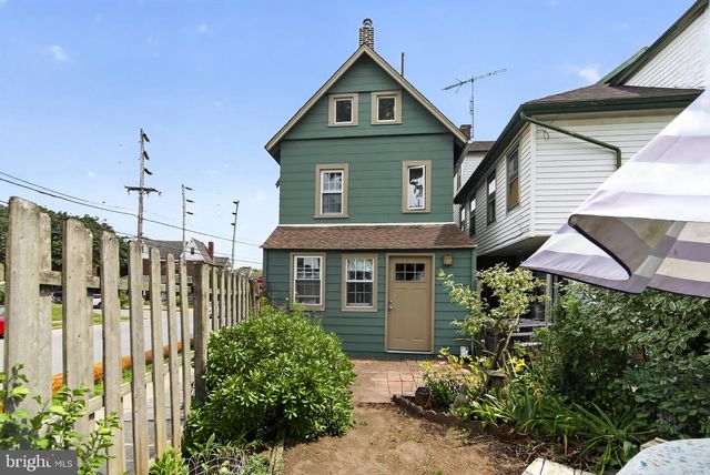241 WASHINGTON AVE, Downingtown, PA 19335