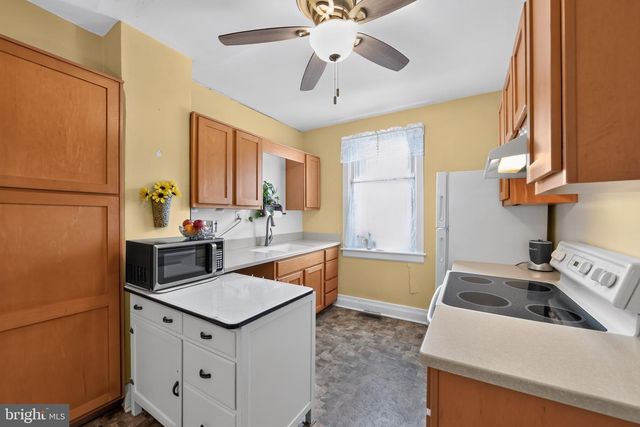 241 WASHINGTON AVE, Downingtown, PA 19335