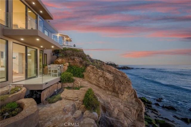 1715 Ocean Way, Laguna Beach, CA 92651
