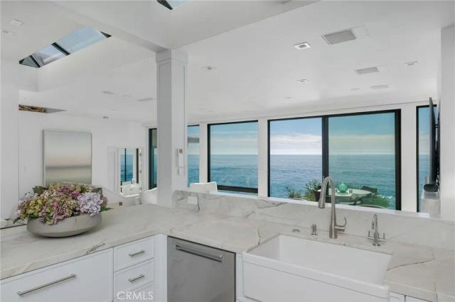 1715 Ocean Way, Laguna Beach, CA 92651