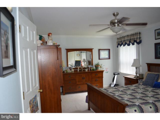 302 DORAL, Blackwood, NJ 08012