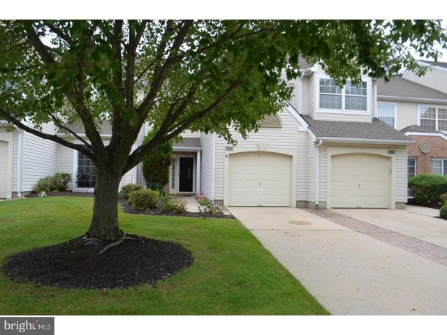302 DORAL, Blackwood, NJ 08012
