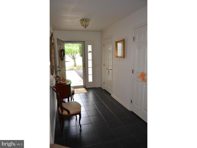 302 DORAL, Blackwood, NJ 08012