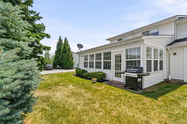 400 Plover Court, New Windsor, NY 12553