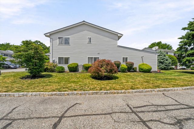 400 Plover Court, New Windsor, NY 12553