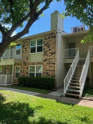 2200 E Trinity Mills Road 312, Carrollton, TX 75006