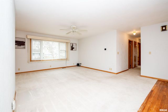 2919 W ROHMANN Avenue, West Peoria, IL 61604